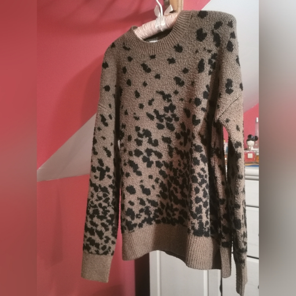 Christian siriano size medium leopard sweater